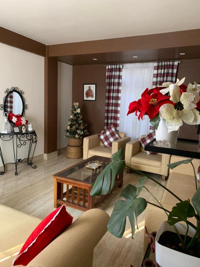 Na-U-Iaka Homestay Шилонг Екстериор снимка