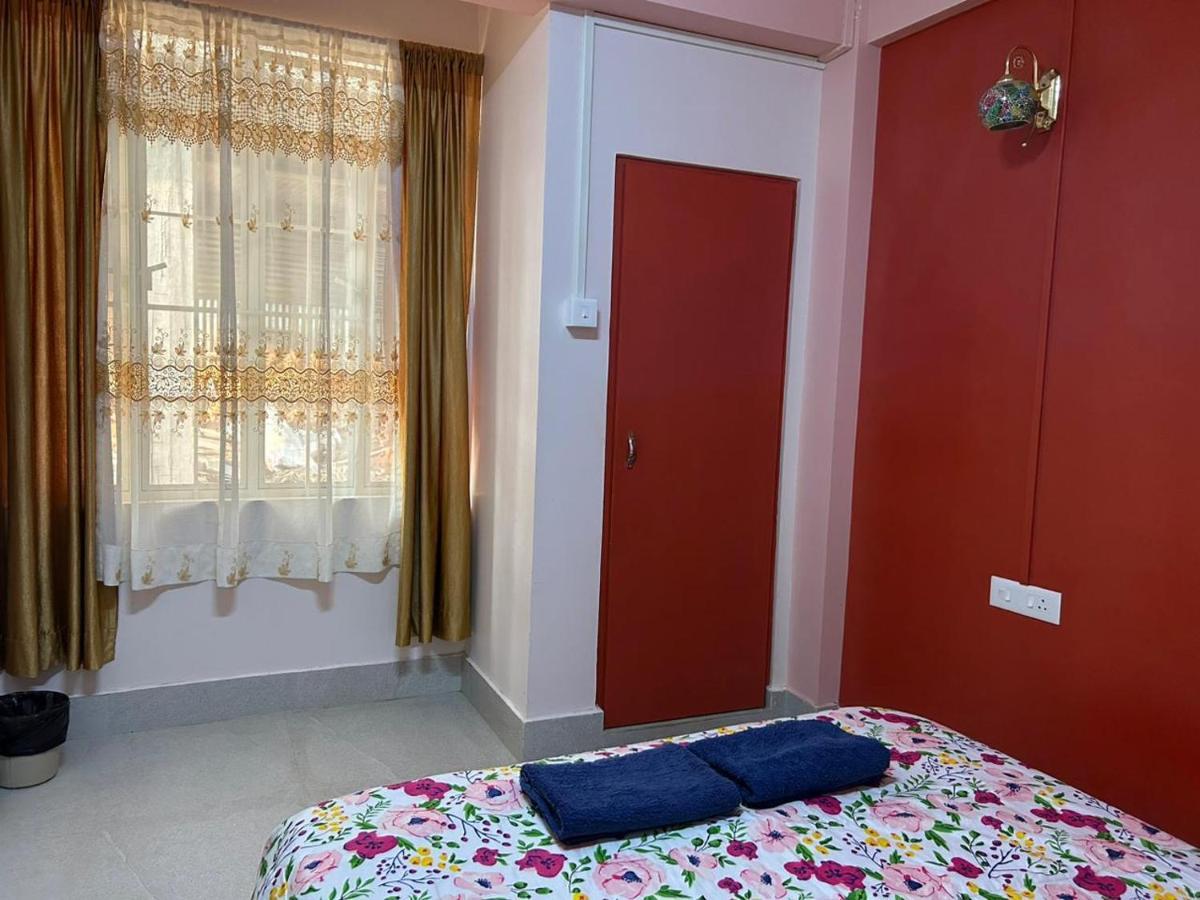 Na-U-Iaka Homestay Шилонг Екстериор снимка
